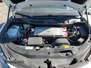 2017 Toyota Mirai z VIN JTDBVRBD4HA001978, wystawiony jako Copart lot #52355075 z przebiegiem 80 459 mil mil oraz Czysty tytuł • Clean title. Historia ofert i sprzedaży dostępna na DreamBid. Obrazek 11.
