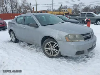 2013 Dodge Avenger SE V6 with VIN 1C3CDZAG3DN770658, listed as a IAAI auction lot 41635261 with 179,129 mi miles. Bid and sale history available at carsss.com. Image 1.