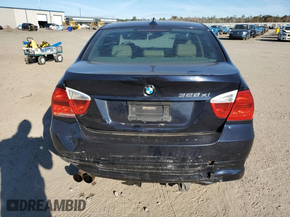 2007 BMW 3 Series 328xi z VIN WBAVC73517KP33537, wystawiony jako Copart lot #84838494 z przebiegiem 154 227 mil mil oraz Szkoda całkowita • Salvage title. Historia ofert i sprzedaży dostępna na DreamBid. Obrazek 6.