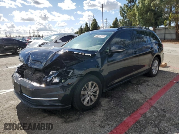 2018 Volkswagen Golf SportWagen S with VIN 3VWD17AU8JM763047, listed as a Copart auction lot 42017224 with 40,749 mi miles. Bid and sale history available at carsss.com. Image 1.