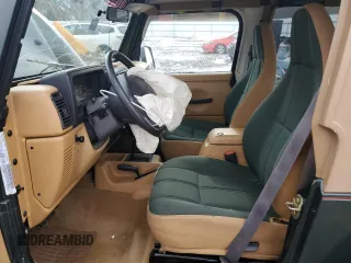 1997 Jeep Wrangler Sahara with VIN 1J4FY49S8VP466332, listed as a Copart auction lot 87898585 with 117,814 mi miles and Clean Title. Bid and sale history available at carsss.com. Image 7.