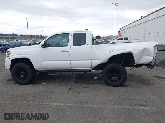 2022 Toyota Tacoma SR with VIN 3TYSX5EN1NT010664, listed as a IAAI auction lot 41642295 with 29,848 mi miles and . Bid and sale history available at DreamBid. Image 15.