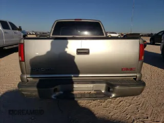 2002 GMC Sonoma SLS with VIN 1GTDT19W728210959, listed as a Copart auction lot 77271144 with 219,083 mi miles and Salvage Title. Bid and sale history available at carsss.com. Image 6.
