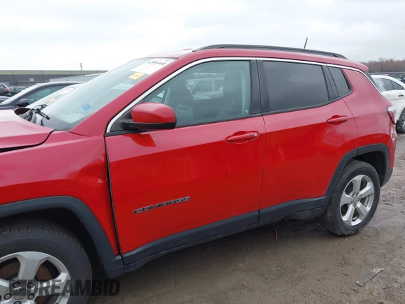 2017 Jeep Compass Latitude with VIN 3C4NJCBB4HT653125, listed as a IAAI auction lot 42006468 with Not provided miles and . Bid and sale history available at DreamBid. Image 15.