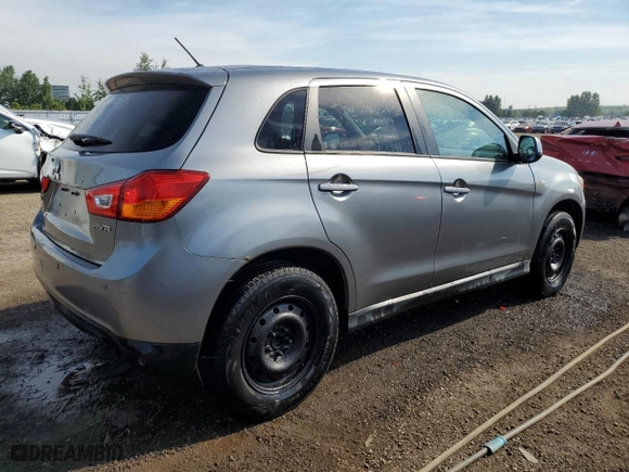 2015 Mitsubishi RVR ES with VIN 4A4AH3AU0FE602207, listed as a Copart auction lot 62192734 with 126652 miles and Clean Title. Bid and sale history available at carsss.com. Image 3.