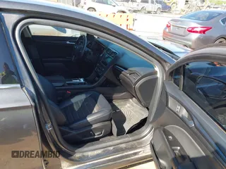 2018 Ford Fusion SE with VIN 3FA6P0HD9JR231709, listed as a IAAI auction lot 42062198 with 65,971 mi miles and . Bid and sale history available at carsss.com. Image 5.