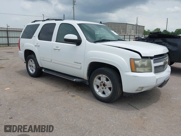 2011 Chevrolet Tahoe LT z VIN 1GNSCBE07BR243556, wystawiony jako IAAI lot #42306995 z przebiegiem Nie podano mil oraz . Historia ofert i sprzedaży dostępna na DreamBid. Obrazek 1.