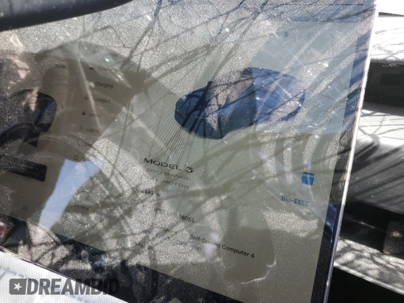 2025 Tesla Model 3 Long Range z VIN 5YJ3E1EBXSF886055, wystawiony jako Copart lot #50578085 z przebiegiem 13 945 mil mil oraz Szkoda całkowita • Salvage title. Historia ofert i sprzedaży dostępna na DreamBid. Obrazek 9.