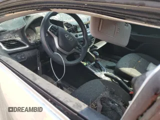 2021 Hyundai Accent SE z VIN 3KPC24A65ME143279, wystawiony jako Copart lot #52489585 z przebiegiem 61 106 mil mil oraz Nie do naprawy • Non repairable. Historia ofert i sprzedaży dostępna na DreamBid. Obrazek 8.