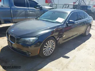 2009 BMW 7 Series 750i with VIN WBAKA83549CY35202, listed as a IAAI auction lot 41871197 with 134,736 mi miles. Bid and sale history available at carsss.com. Image 2.