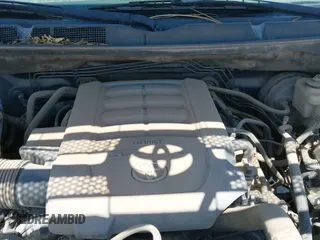 2010 Toyota Tundra с VIN 5TFRY5F17AX083111, выставлен на аукционе IAAI как лот 41898878 с пробегом 189 582 миль миль и . История ставок и продаж доступна на DreamBid. Изображение 18.