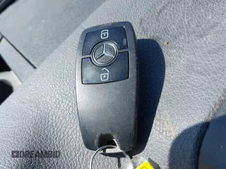 2021 Mercedes-Benz Sprinter Cargo z VIN W1Y40CHY6MT044646, wystawiony jako IAAI lot #42071297 z przebiegiem 162 619 mil mil oraz . Historia ofert i sprzedaży dostępna na DreamBid. Obrazek 11.
