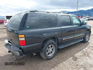 2004 Chevrolet Suburban LT with VIN 3GNEC16T84G317408, listed as a IAAI auction lot 41758444 with 296,784 mi miles. Bid and sale history available at carsss.com. Image 4.