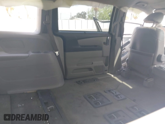 2014 Honda Odyssey EX-L with VIN 5FNRL5H68EB114079, listed as a IAAI auction lot 42117639 with Not Provided miles and . Bid and sale history available at carsss.com. Image 8.
