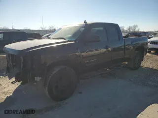 2011 Chevrolet Silverado 1500 LS with VIN 1GCRKREA3BZ386256, listed as a Copart auction lot 42593995 with 188,920 mi miles and Salvage Title. Bid and sale history available at carsss.com. Image 1.