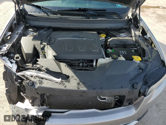 2019 Jeep Cherokee Limited with VIN 1C4PJMDX1KD329862, listed as a Copart auction lot 54005945 with 60,710 mi miles and Salvage Title. Bid and sale history available at DreamBid. Image 12.
