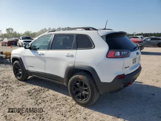 2019 Jeep Cherokee Trailhawk with VIN 1C4PJMBX9KD139200, listed as a Copart auction lot 52249605 with 71,879 mi miles and Salvage title. Bid and sale history available at DreamBid. Image 2.