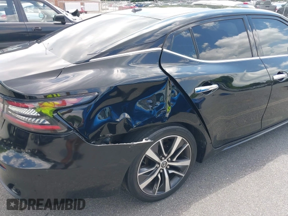 2020 Nissan Maxima SV with VIN 1N4AA6CV5LC364726, listed as a IAAI auction lot 42747680 with 151,806 mi miles and . Bid and sale history available at DreamBid. Image 17.