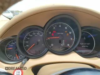 2016 Porsche Cayenne z VIN WP1AA2A22GKA11334, wystawiony jako Copart lot #55961845 z przebiegiem 73 174 mil mil oraz Szkoda całkowita • Salvage title. Historia ofert i sprzedaży dostępna na DreamBid. Obrazek 9.