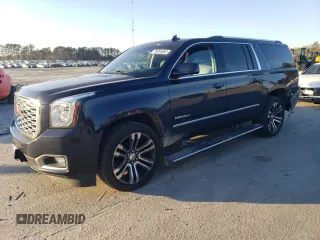 2019 GMC Yukon XL Denali with VIN 1GKS2HKJ5KR300384, listed as a Copart auction lot 89064865 with 82,313 mi miles and Salvage Title. Bid and sale history available at carsss.com. Image 1.