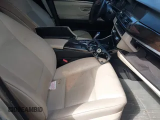 2012 BMW 5 Series 535i xDrive z VIN WBAFU7C5XCDU58749, wystawiony jako IAAI lot #41766454 z przebiegiem Nie podano mil oraz . Historia ofert i sprzedaży dostępna na DreamBid. Obrazek 5.