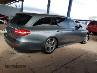 2019 Mercedes-Benz E 450 with VIN WDDZH6JB3KA561931, listed as a Copart auction lot 48417825 with 38,561 mi miles and Salvage Title. Bid and sale history available at DreamBid. Image 3.