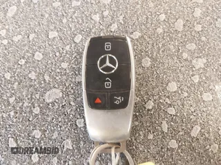 2020 Mercedes-Benz E AMG E 53 with VIN WDDZF6BB8LA743565, listed as a IAAI auction lot 41369870 with 59,726 mi miles. Bid and sale history available at carsss.com. Image 11.