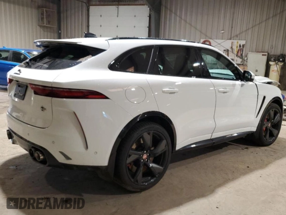 2022 Jaguar F-Pace SVR z VIN SADCZ2EE9NA692588, wystawiony jako Copart lot #52247135 z przebiegiem 52 957 mil mil oraz Szkoda całkowita • Salvage title. Historia ofert i sprzedaży dostępna na DreamBid. Obrazek 3.