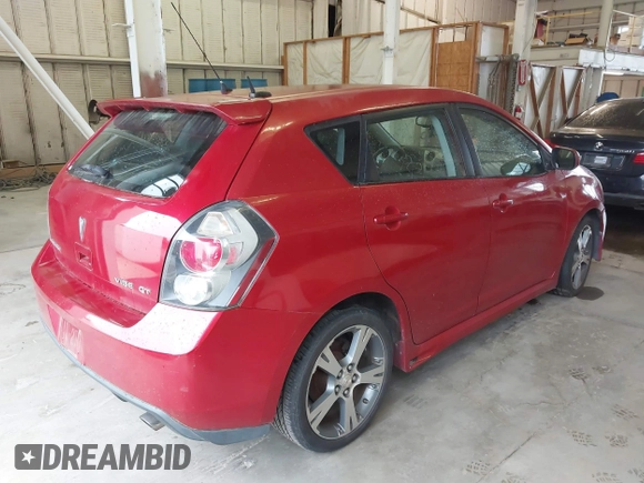 2009 Pontiac Vibe GT z VIN 5Y2SR670X9Z477258, wystawiony jako IAAI lot #42247743 z przebiegiem 213 002 mil mil oraz . Historia ofert i sprzedaży dostępna na DreamBid. Obrazek 4.