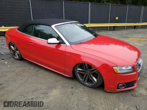 2010 Audi S5 Premium Plus z VIN WAUCGAFH3AN026072, wystawiony jako Copart lot #73323014 z przebiegiem 122 438 mil mil oraz Szkody całkowita. Historia ofert i sprzedaży dostępna na DreamBid. Obrazek 4.