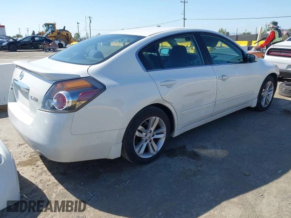 2010 Nissan Altima 3.5 SR with VIN 1N4BL2AP0AN501388, listed as a IAAI auction lot 42040501 with 161,185 mi miles. Bid and sale history available at carsss.com. Image 4.
