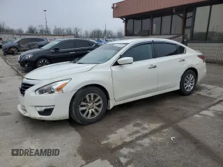 2015 Nissan Altima 2.5 with VIN 1N4AL3AP8FC221108, listed as a Copart auction lot 52681425 with 185,045 mi miles and Salvage title. Bid and sale history available at DreamBid. Image 1.