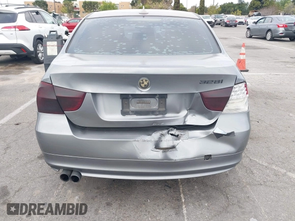 2011 BMW 3 Series 328i with VIN WBAPH5C57BA445826, listed as a IAAI auction lot 41890817 with 175,380 mi miles and . Bid and sale history available at carsss.com. Image 6.
