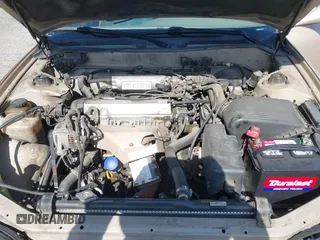 1996 Toyota Camry DX z VIN JT2BG12K0T0347950, wystawiony jako IAAI lot #42248890 z przebiegiem 264 017 mil mil oraz . Historia ofert i sprzedaży dostępna na DreamBid. Obrazek 10.