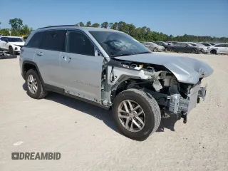 2024 Jeep Grand Cherokee Laredo X with VIN 1C4RJHAG3R8574847, listed as a Copart auction lot 52751785 with 1,861 mi miles and Salvage Title. Bid and sale history available at carsss.com. Image 4.
