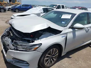 2019 Honda Accord с VIN 1HGCV3F19KA019919, выставлен на аукционе IAAI как лот 42474916 с пробегом 100 966 миль миль и . История ставок и продаж доступна на DreamBid. Изображение 18.