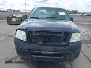 2007 Ford F-150 XLT z VIN 1FTPX14V17FB17308, wystawiony jako IAAI lot #42182220 z przebiegiem 178 669 mil mil oraz . Historia ofert i sprzedaży dostępna na DreamBid. Obrazek 6.
