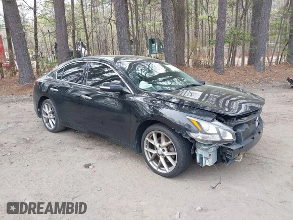 2011 Nissan Maxima SV z VIN 1N4AA5AP8BC824023, wystawiony jako IAAI lot #41937867 z przebiegiem 159 886 mil mil oraz . Historia ofert i sprzedaży dostępna na DreamBid. Obrazek 1.