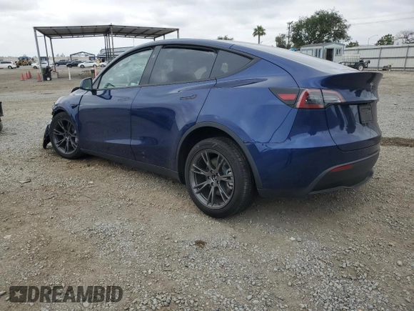 2024 Tesla Model Y Long Range with VIN 7SAYGDEE0RF176672, listed as a Copart auction lot 55622355 with 6,728 mi miles and Salvage title. Bid and sale history available at DreamBid. Image 2.