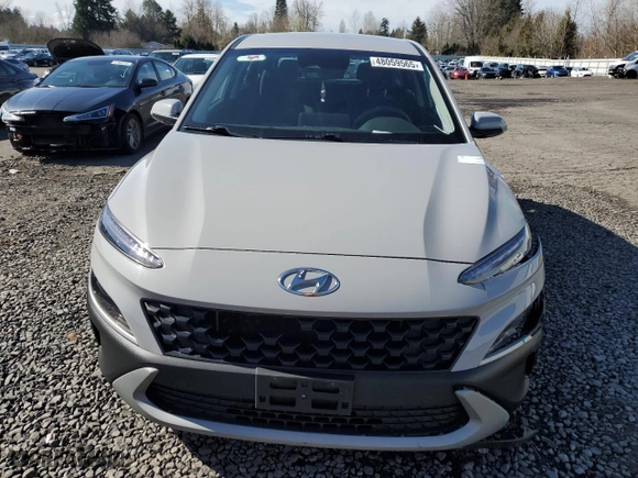 2023 Hyundai Kona SE with VIN KM8K22AB6PU027037, listed as a Copart auction lot 48059565 with 50,098 mi miles and Salvage Title. Bid and sale history available at carsss.com. Image 5.