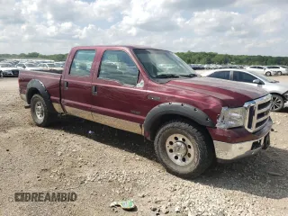 2005 Ford Super Duty F-250 XL with VIN 1FTSW20P75EC76377, listed as a Copart auction lot 53994404 with 288,077 mi miles and Salvage Title. Bid and sale history available at carsss.com. Image 4.