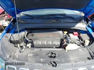 2022 Jeep Compass Latitude with VIN 3C4NJCBB9NT214210, listed as a IAAI auction lot 42039517 with 25,062 mi miles and . Bid and sale history available at carsss.com. Image 10.