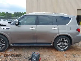 2019 Infiniti QX80 Luxe z VIN JN8AZ2NF2K9681574, wystawiony jako IAAI lot #41987298 z przebiegiem 123 931 mil mil oraz . Historia ofert i sprzedaży dostępna na DreamBid. Obrazek 13.
