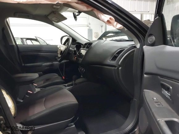 2019 Mitsubishi Outlander Sport ES 2.0 with VIN JA4AR3AU3KU018303, listed as a IAAI auction lot 38428365 with 48,945 mi miles. Bid and sale history available at carsss.com. Image 5.