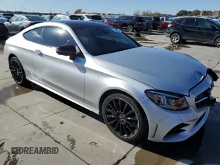 2020 Mercedes-Benz C 300 z VIN WDDWJ8EB2LF948388, wystawiony jako Copart lot #85160934 z przebiegiem 33 200 mil mil oraz Szkoda całkowita • Salvage title. Historia ofert i sprzedaży dostępna na DreamBid. Obrazek 4.