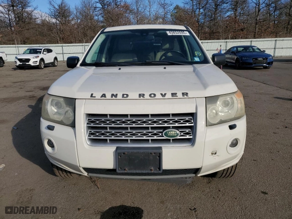 2009 Land Rover LR2 HSE with VIN SALFR24NX9H121501, listed as a Copart auction lot 43852695 with 142,965 mi miles and Clean Title. Bid and sale history available at carsss.com. Image 5.
