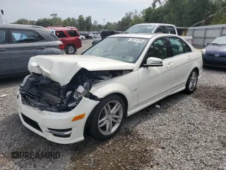 2012 Mercedes-Benz C 250 Sport z VIN WDDGF4HB7CA669106, wystawiony jako Copart lot #56114745 z przebiegiem 93 681 mil mil oraz Szkoda całkowita • Salvage title. Historia ofert i sprzedaży dostępna na DreamBid. Obrazek 1.