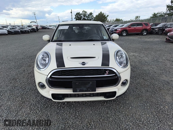 2021 MINI Hardtop 4 Door Cooper S with VIN WMWXU9C09M2P43346, listed as a Copart auction lot 68969854 with 22,394 mi miles and Salvage title. Bid and sale history available at DreamBid. Image 5.