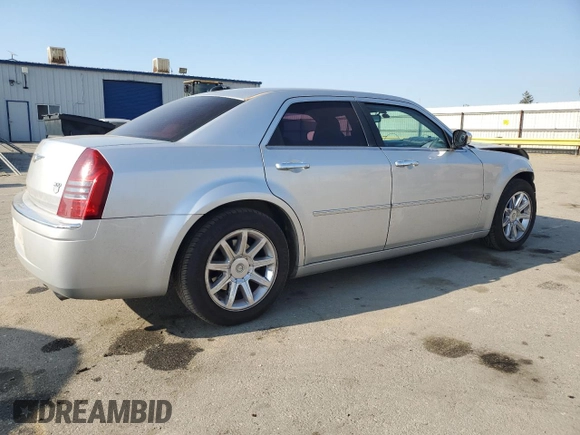 2006 Chrysler 300 C with VIN 2C3KA63H86H353248, listed as a Copart auction lot 52262875 with 138,281 mi miles and Salvage Title. Bid and sale history available at carsss.com. Image 3.