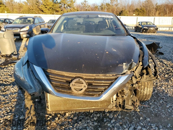 2018 Nissan Altima 2.5 SR with VIN 1N4AL3AP2JC101877, listed as a Copart auction lot 42719175 with 89,567 mi miles and Salvage Title. Bid and sale history available at carsss.com. Image 5.